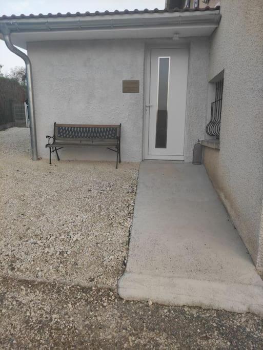 Appartement Le Petit Cocon à Montbozon Extérieur photo